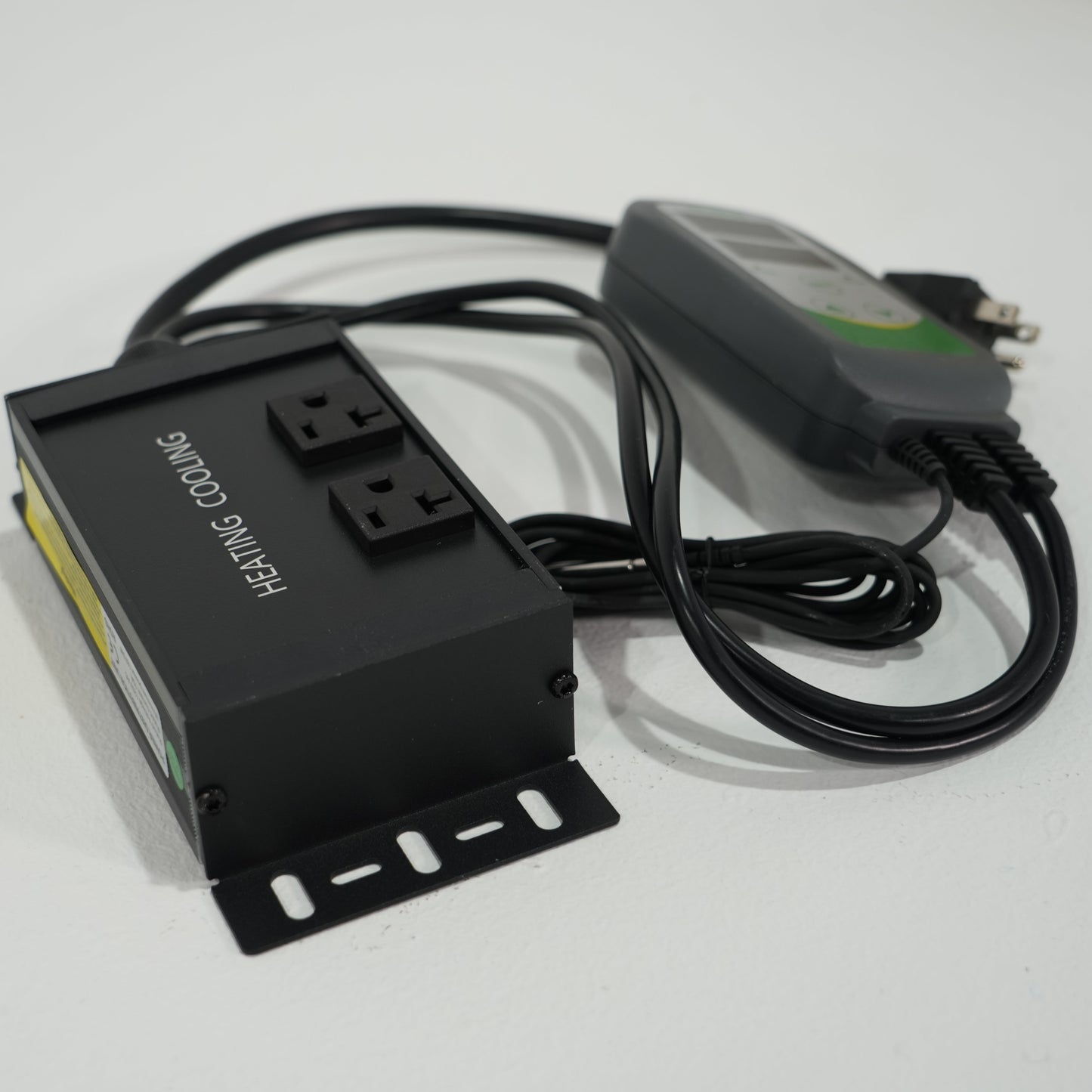 AMBOHR WiFi Digital Temperature Controller Thermostat Remote Monitoring Controlling For Cold Plunge Bathtub Home Brewing Fermentation Breeding Incubation Greenhouse